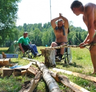 НЕ  ЖДИТЕ  ЧУДА – ЧУДИТЕ  САМИ!