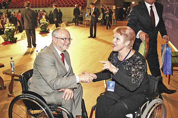 Президент международного паралимпийского комитета  сэр Филип Крейвен и Татьяна Набиева