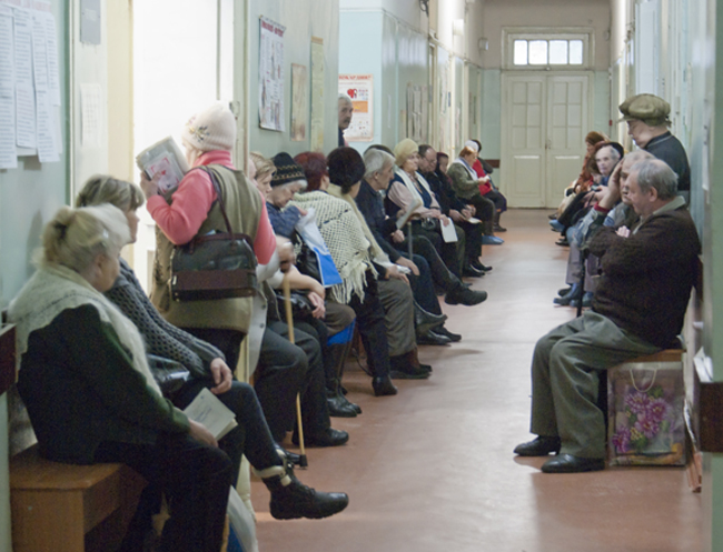 Очередь в поликлинике Екатеринбурга